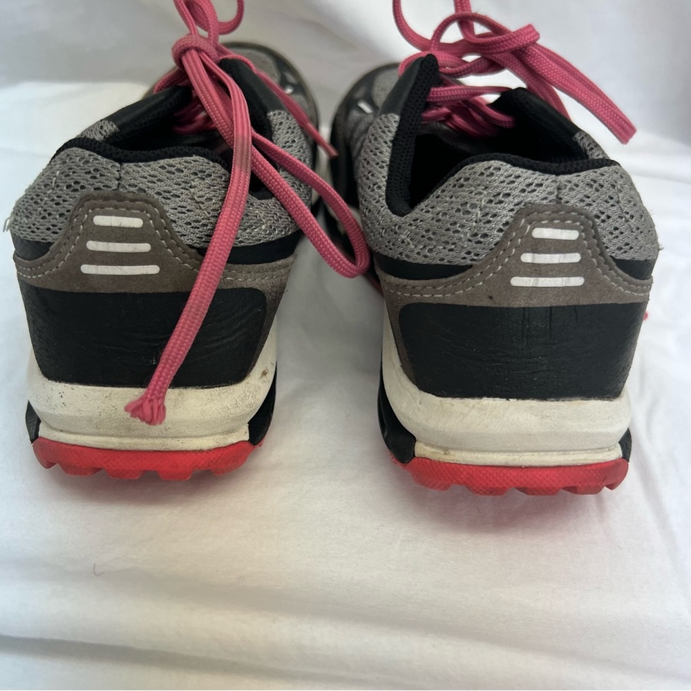 Red Wing Women's Athletic Aluminum Toe Shoes - Picture 7 of 12